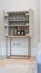 portland-square-living-room-detail
